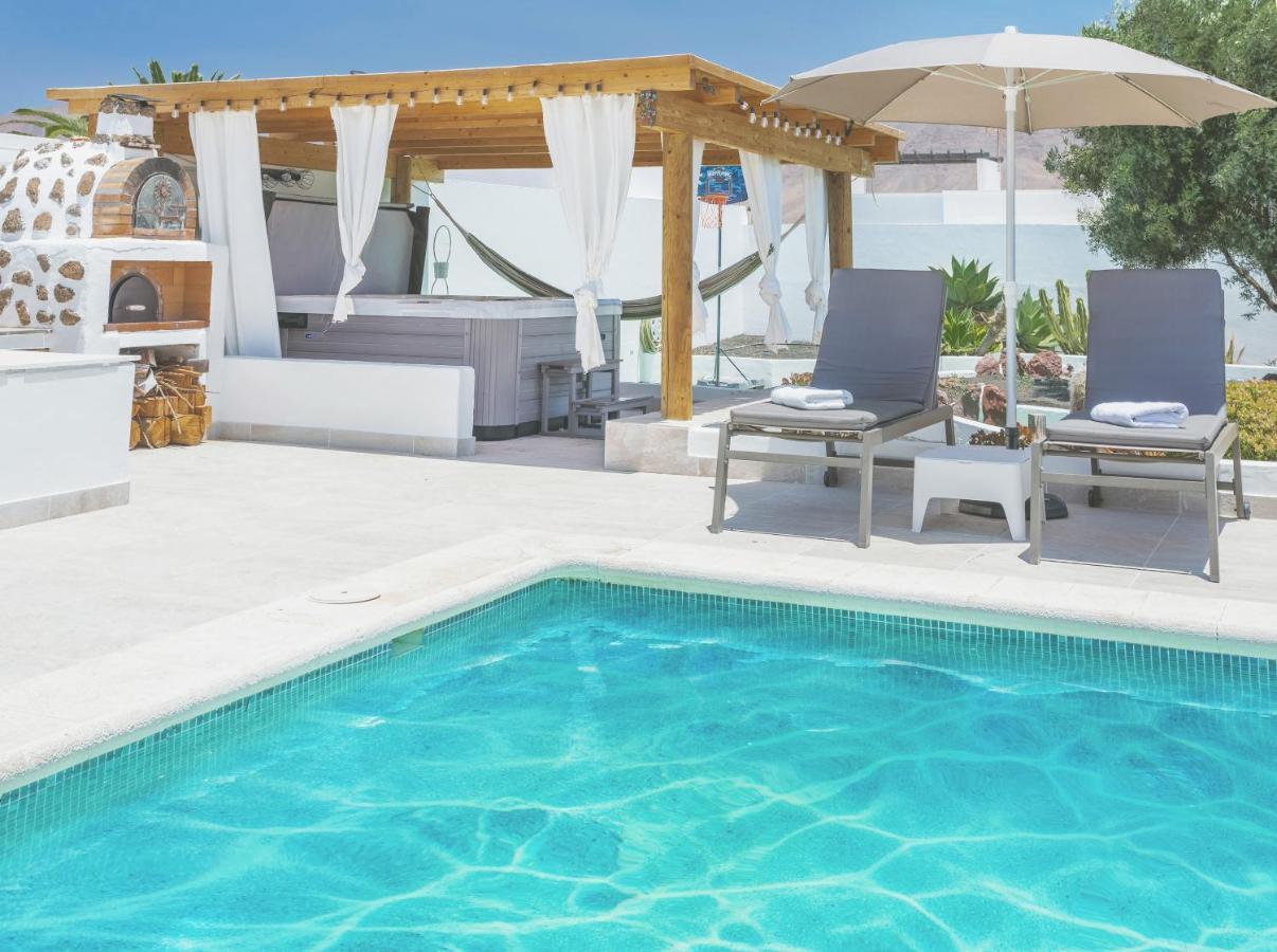 Villa Olive Tree Playa Blanca  Ngoại thất bức ảnh